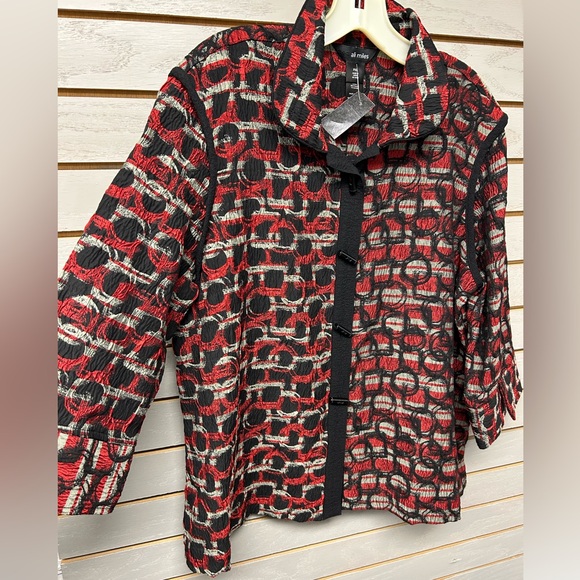 Ali Miles Red and Black Textured Jacket - Picture 4 of 6